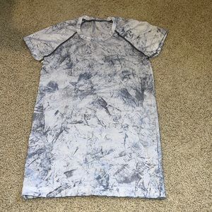 Lululemon Swiftly tech short sleeve size 4